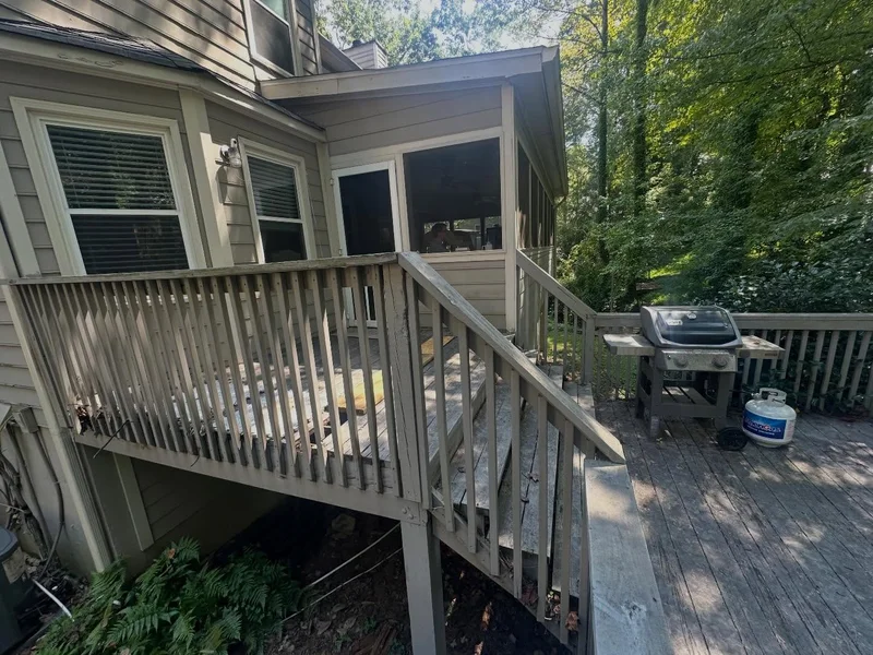 Old deck railing and stair system before rebuild